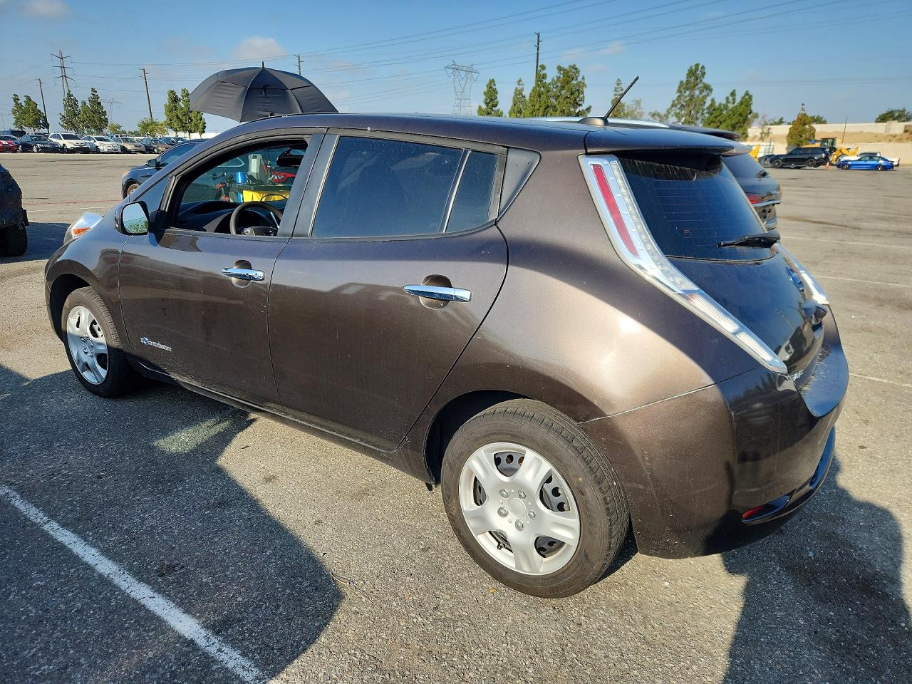 2017 NISSAN LEAF