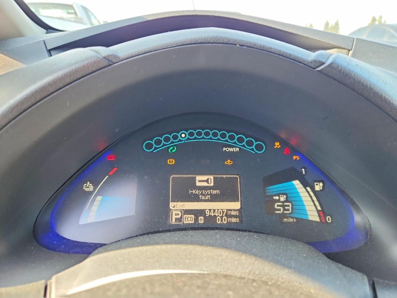 2017 NISSAN LEAF