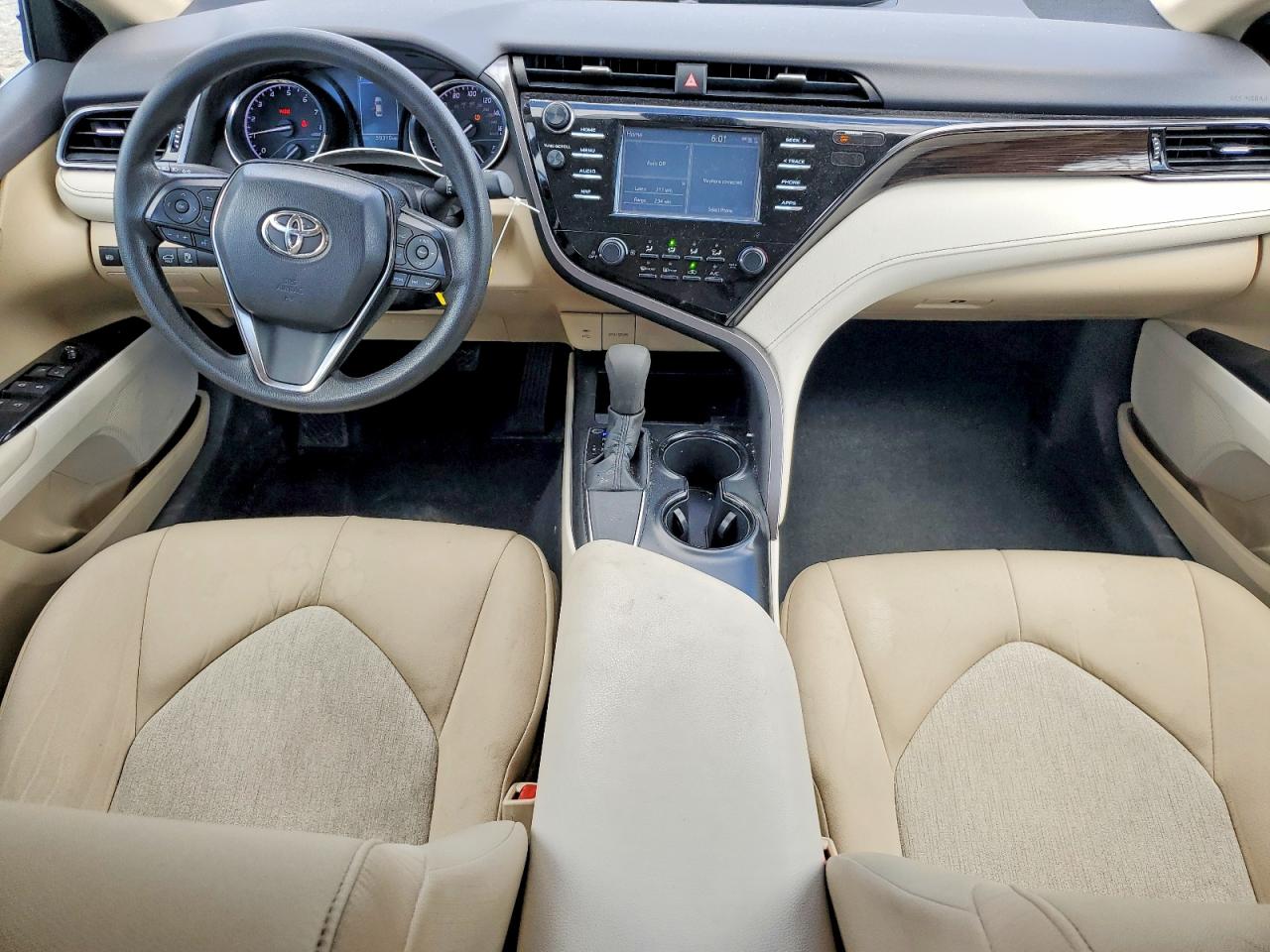 2019 TOYOTA CAMRY
