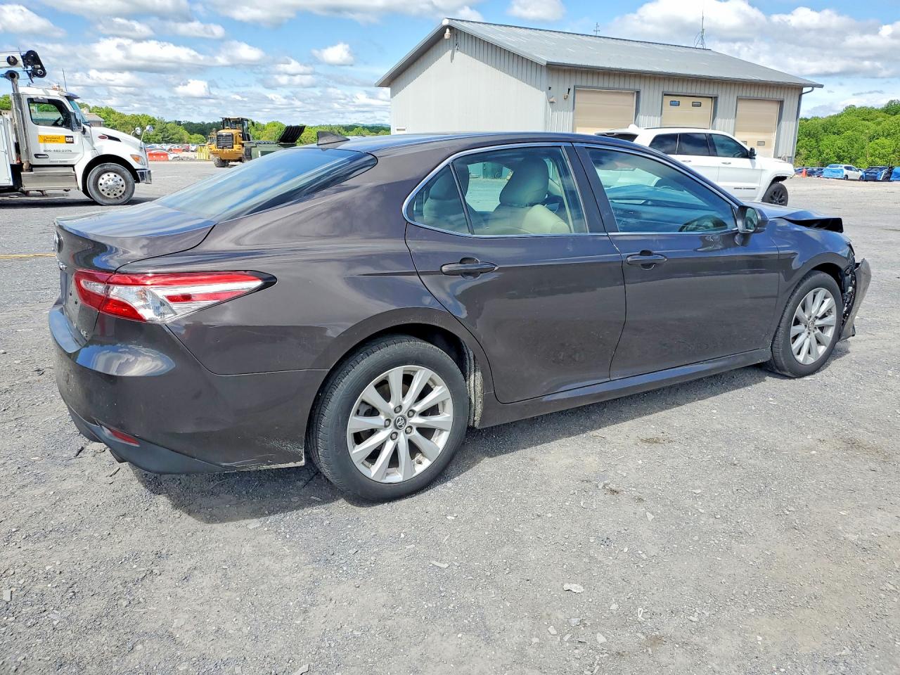 2019 TOYOTA CAMRY