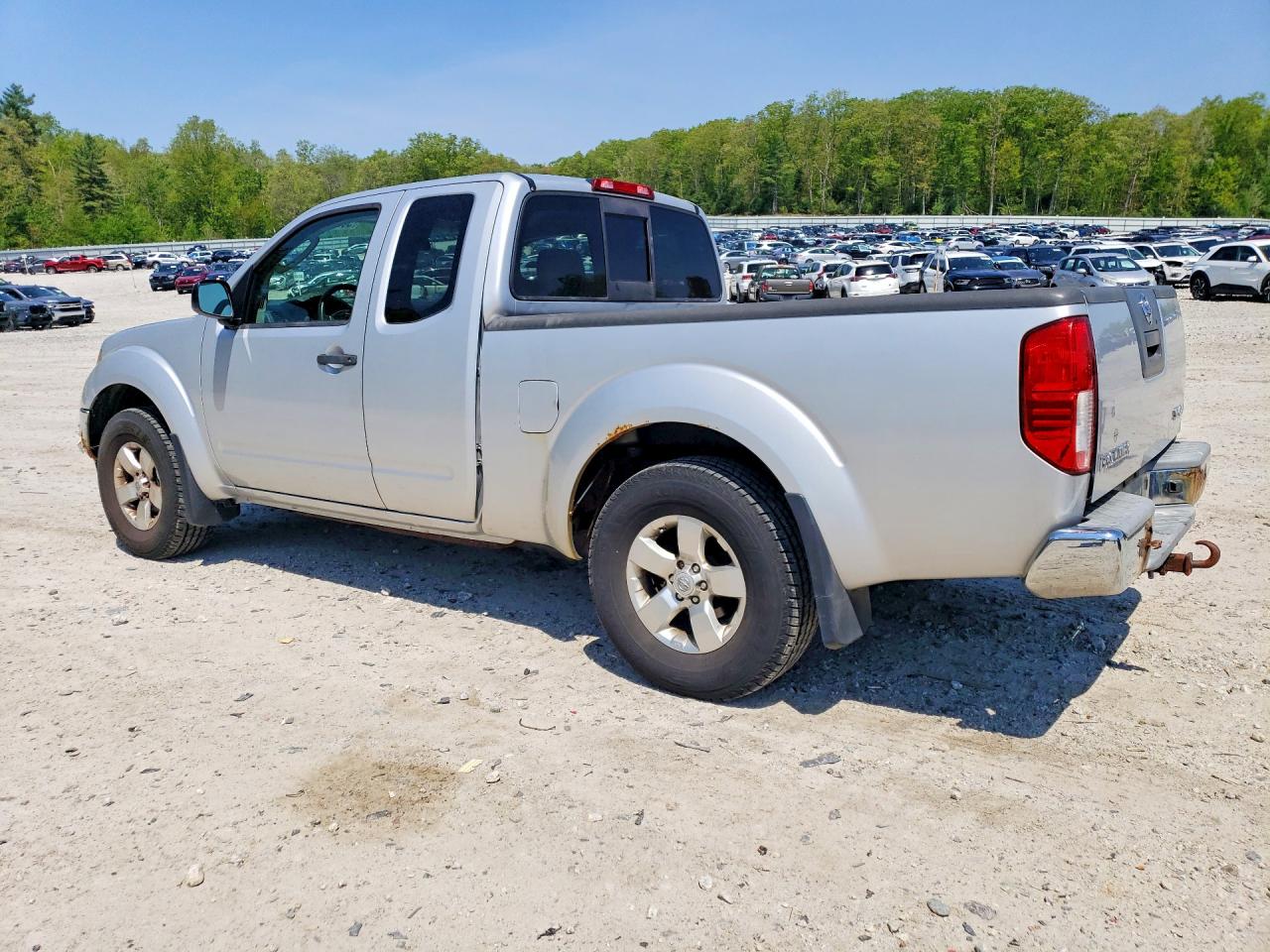 2010 NISSAN FRONTIER