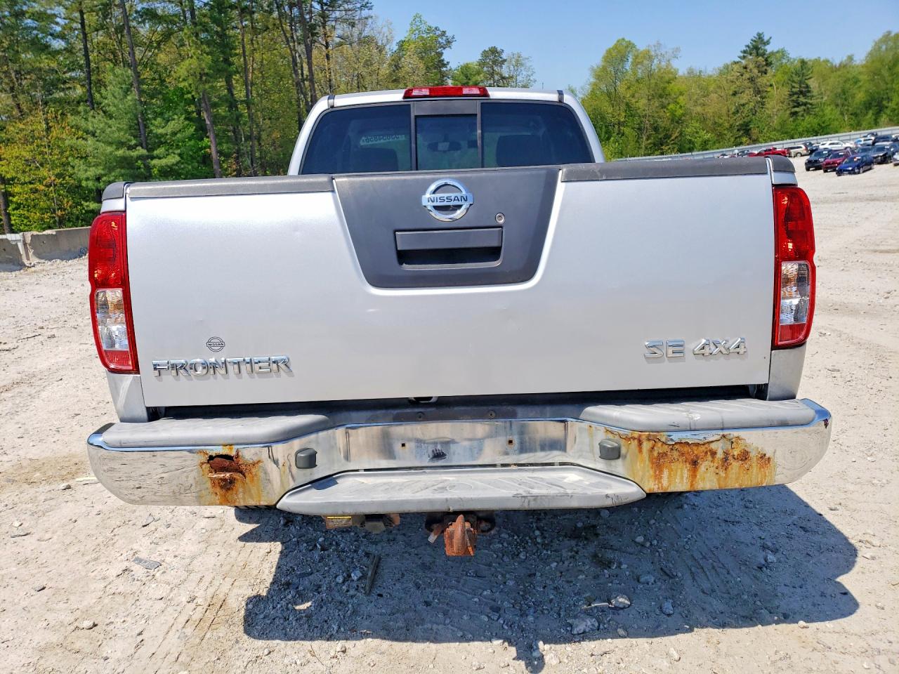 2010 NISSAN FRONTIER