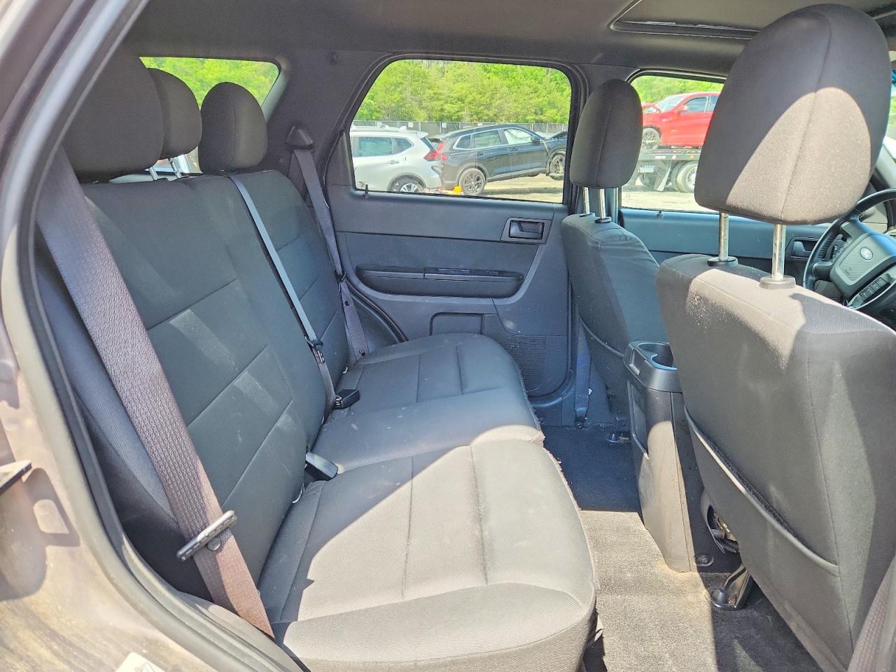2012 FORD ESCAPE