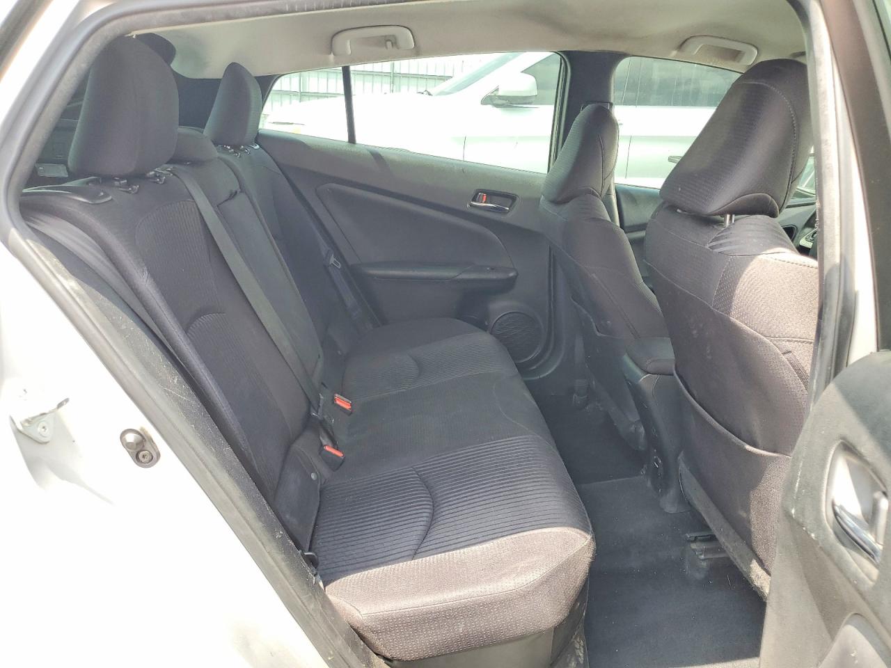 2017 TOYOTA PRIUS