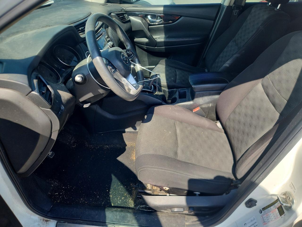2017 NISSAN ROGUE