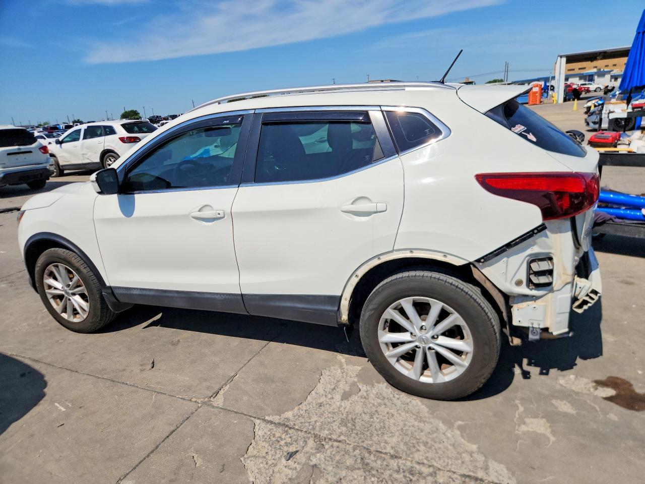 2017 NISSAN ROGUE