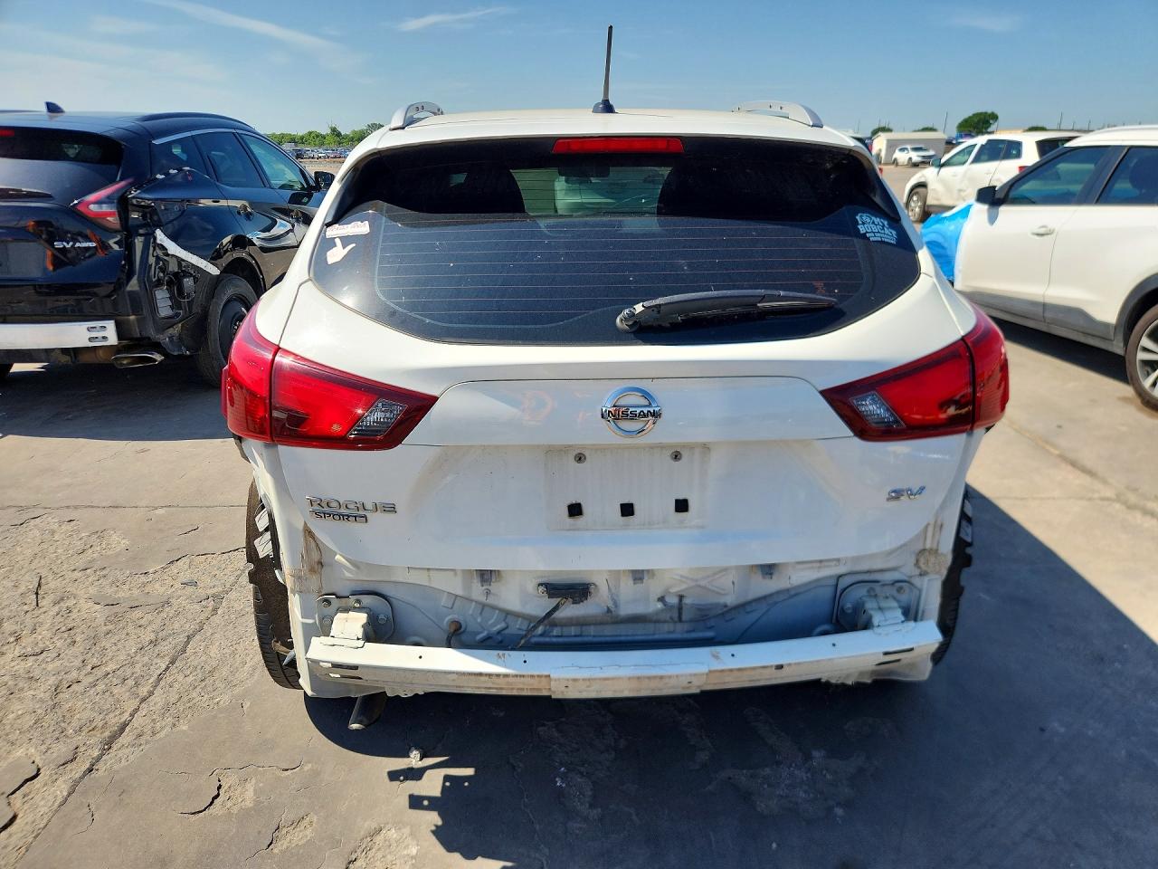 2017 NISSAN ROGUE