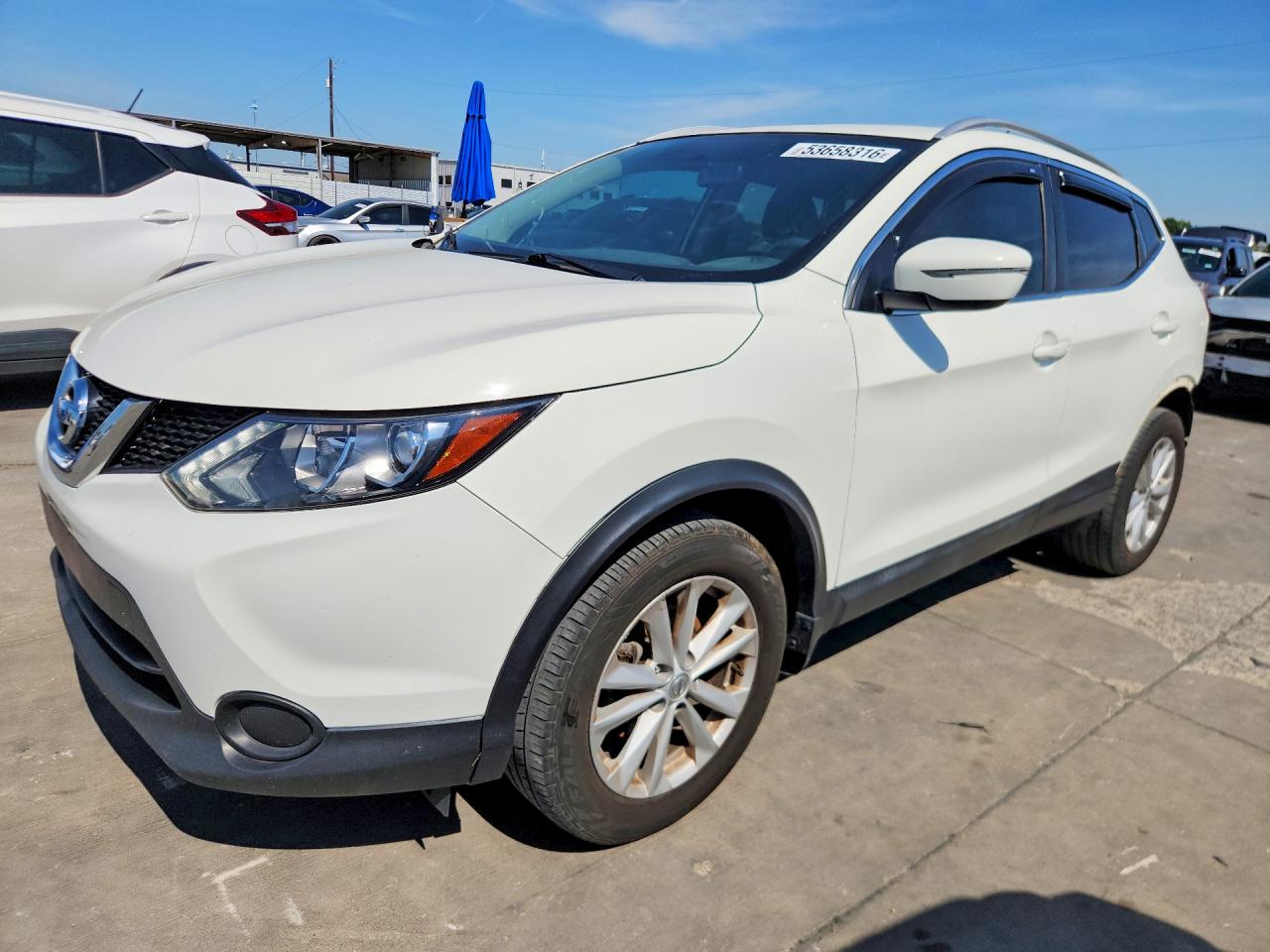 2017 NISSAN ROGUE