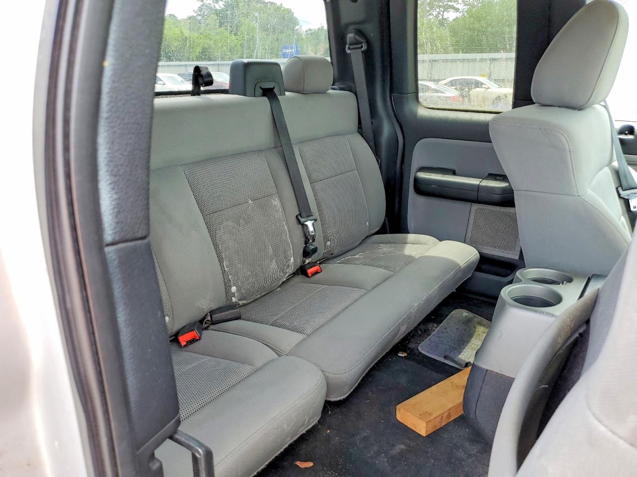 2004 FORD F150