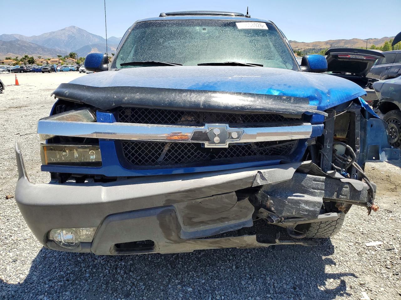 2004 CHEVROLET AVALANCHE