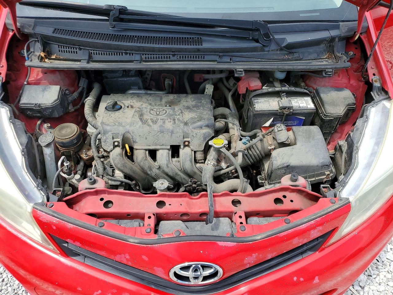 2013 TOYOTA YARIS
