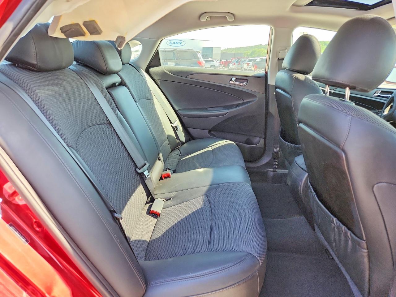 2012 HYUNDAI SONATA