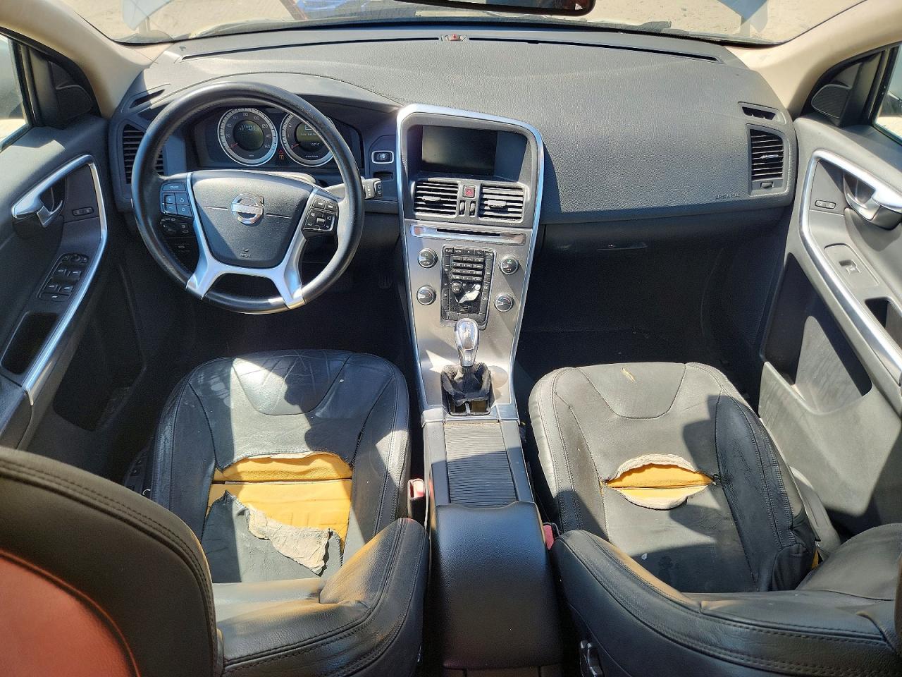 2013 VOLVO XC60