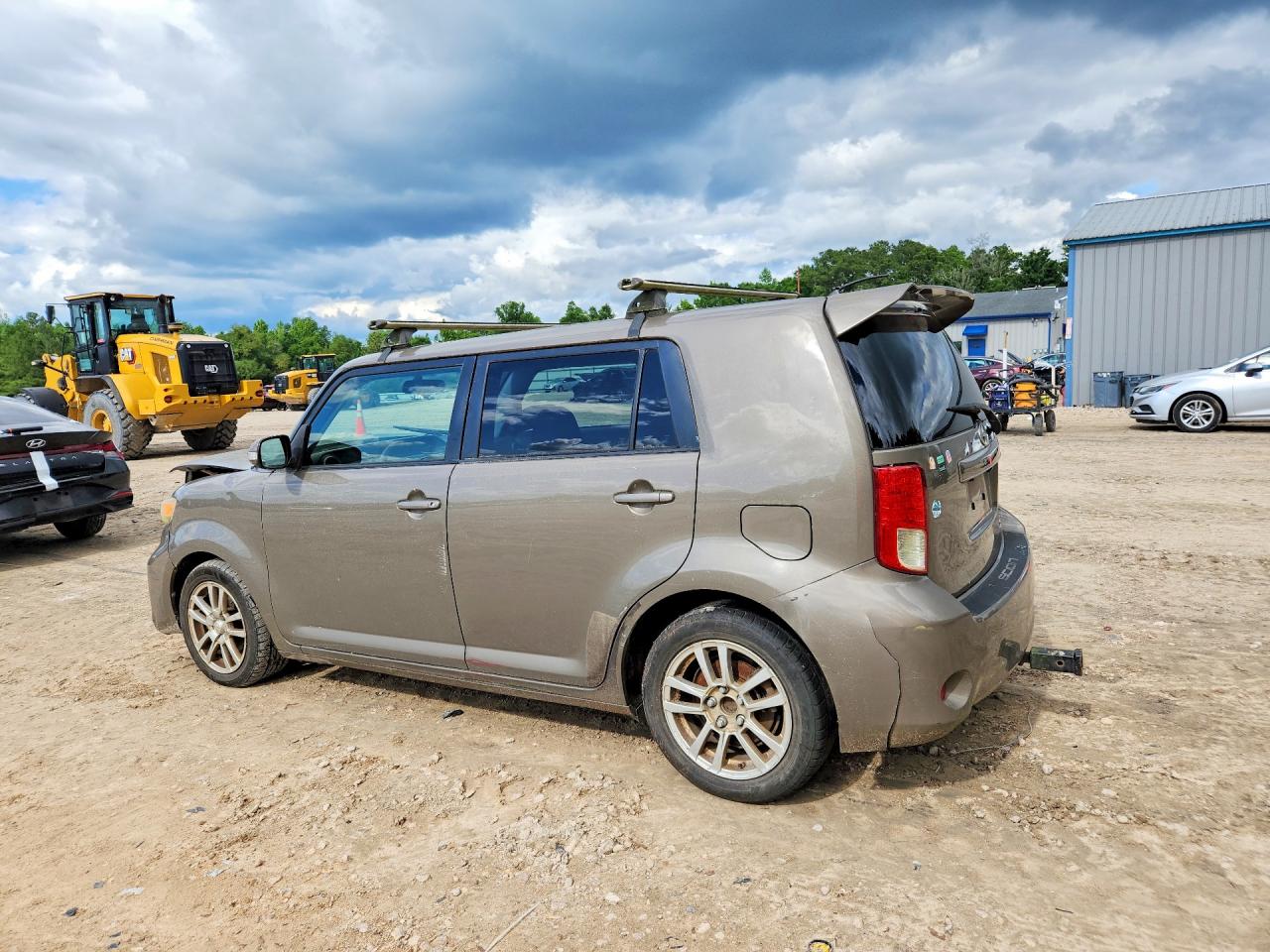 2011 TOYOTA SCION