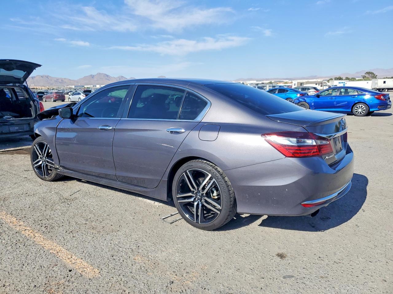 2017 HONDA ACCORD