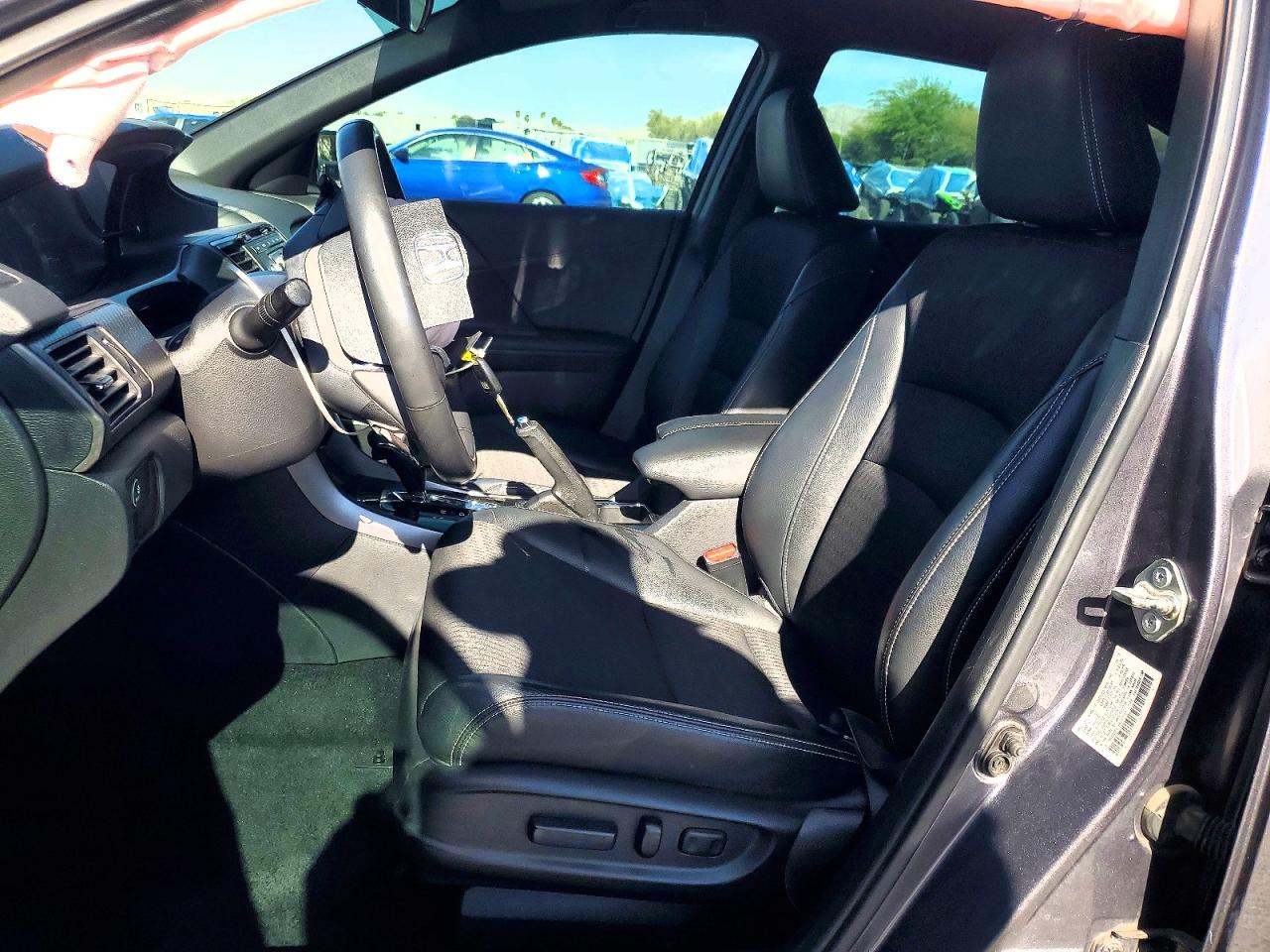 2017 HONDA ACCORD
