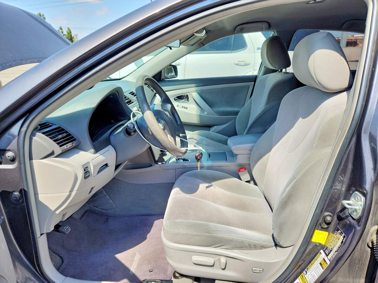 2011 TOYOTA CAMRY