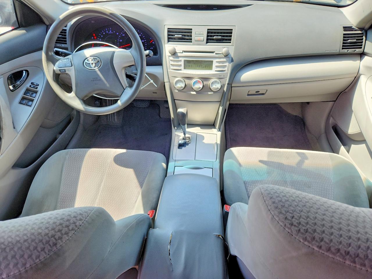 2011 TOYOTA CAMRY