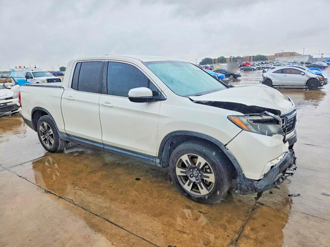 2017 HONDA RIDGELINE