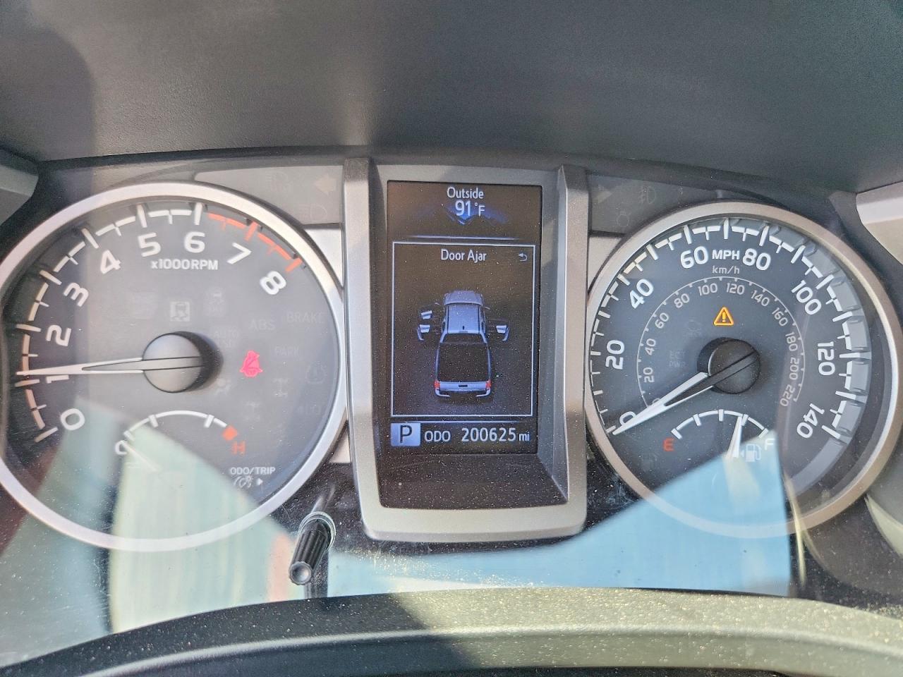 2018 TOYOTA TACOMA