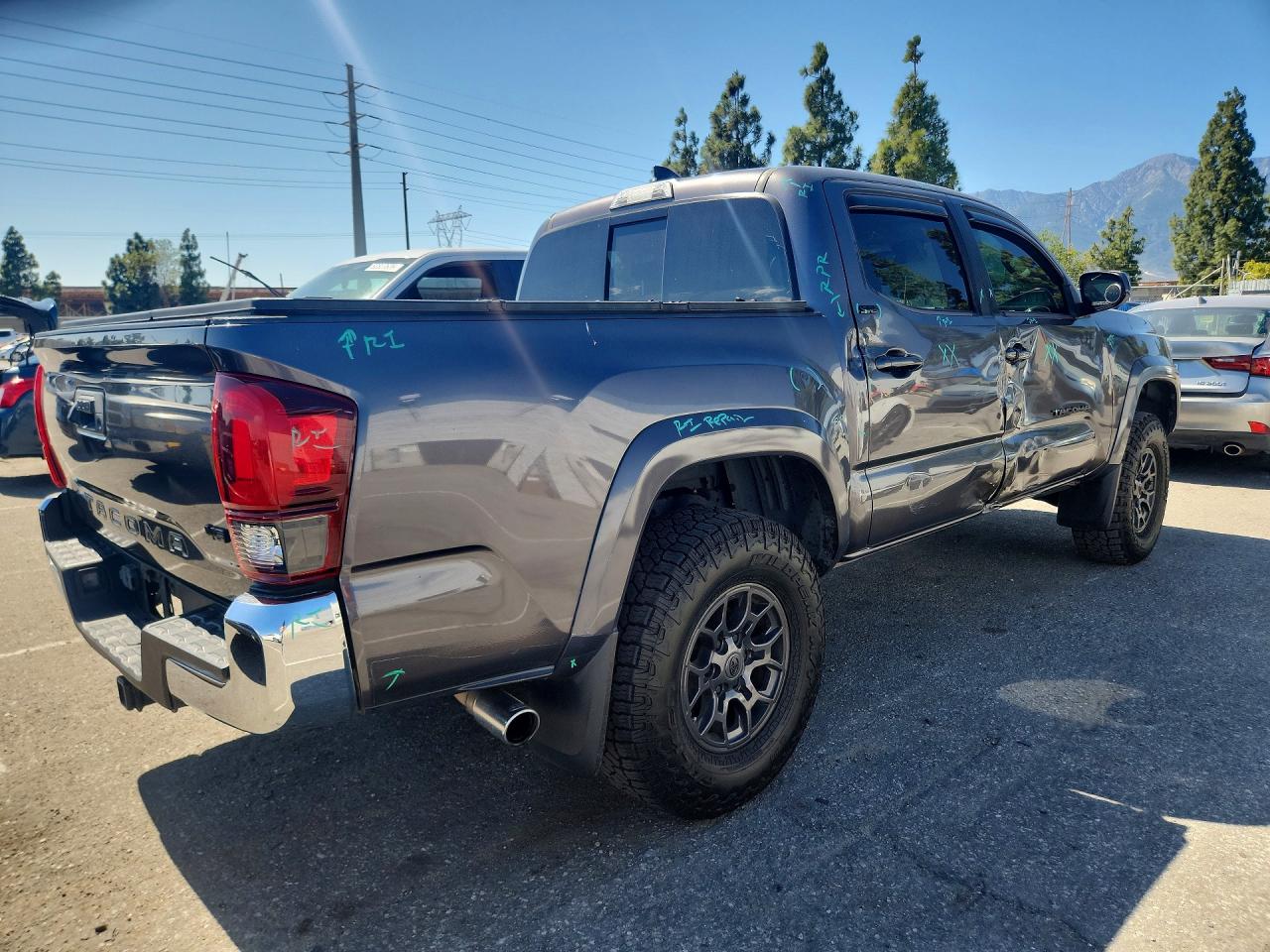 2018 TOYOTA TACOMA