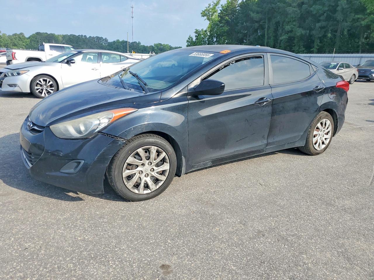 2013 HYUNDAI ELANTRA