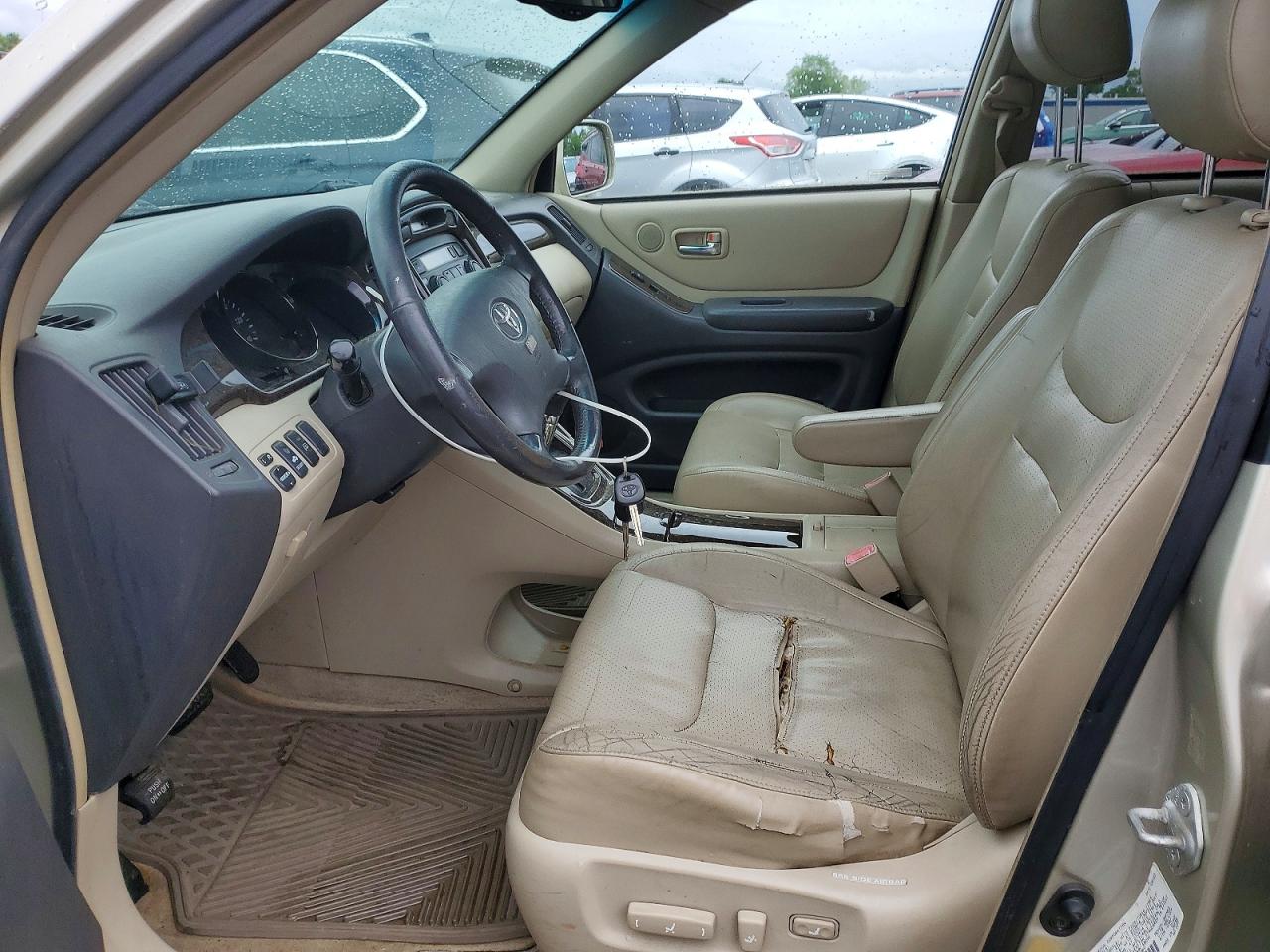 2002 TOYOTA HIGHLANDER