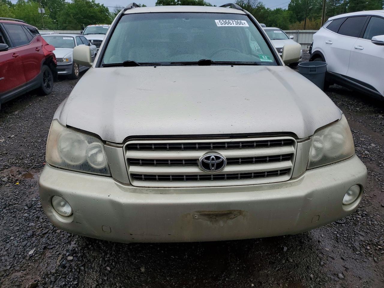 2002 TOYOTA HIGHLANDER