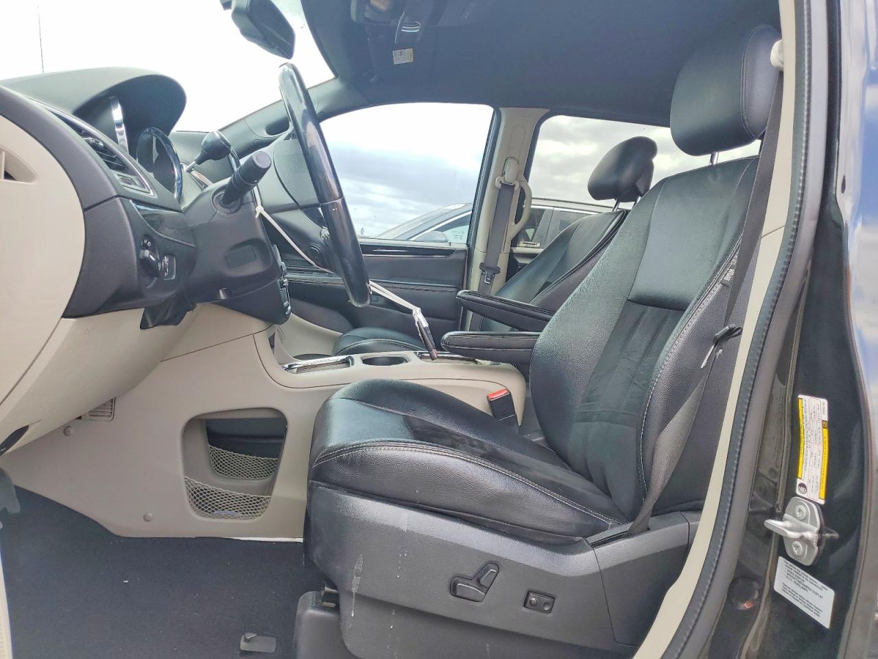 2017 DODGE CARAVAN
