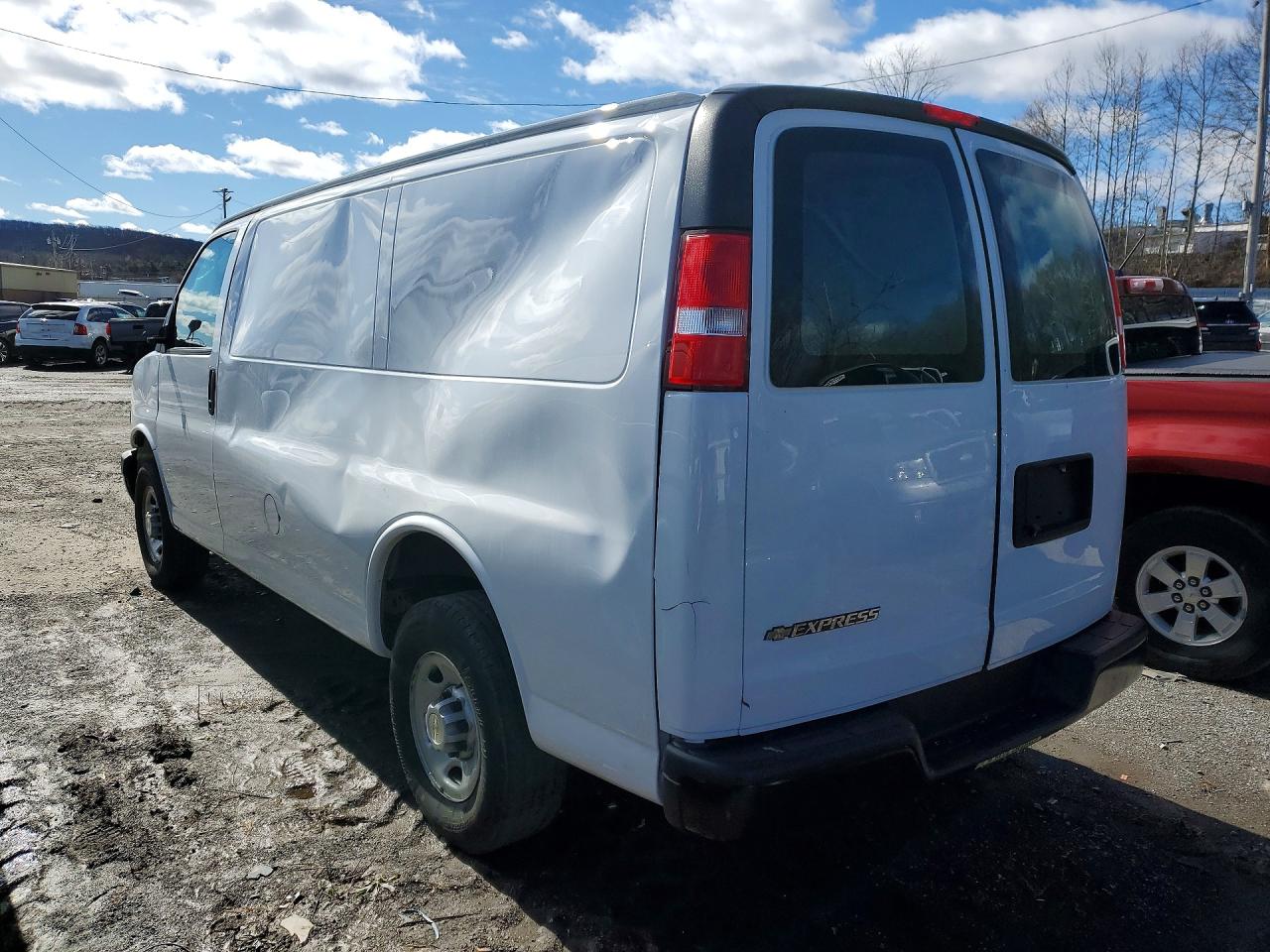 2024 CHEVROLET EXPRESS