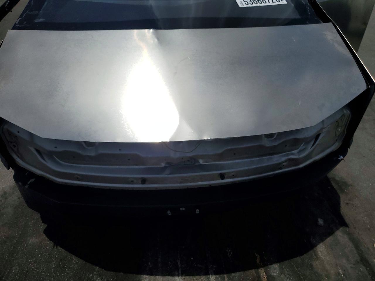 2025 TESLA CYBERTRUCK