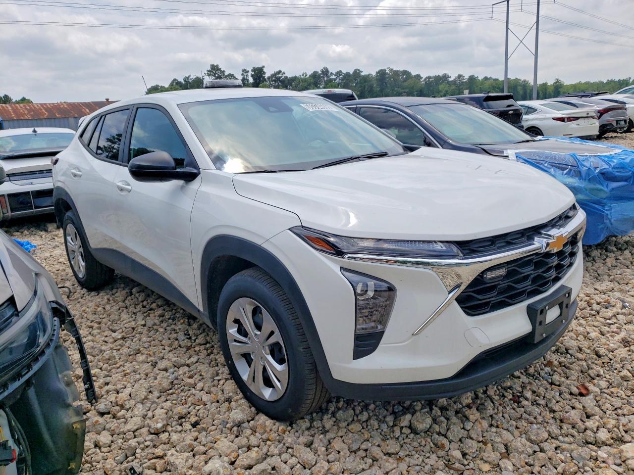 2025 CHEVROLET TRAX