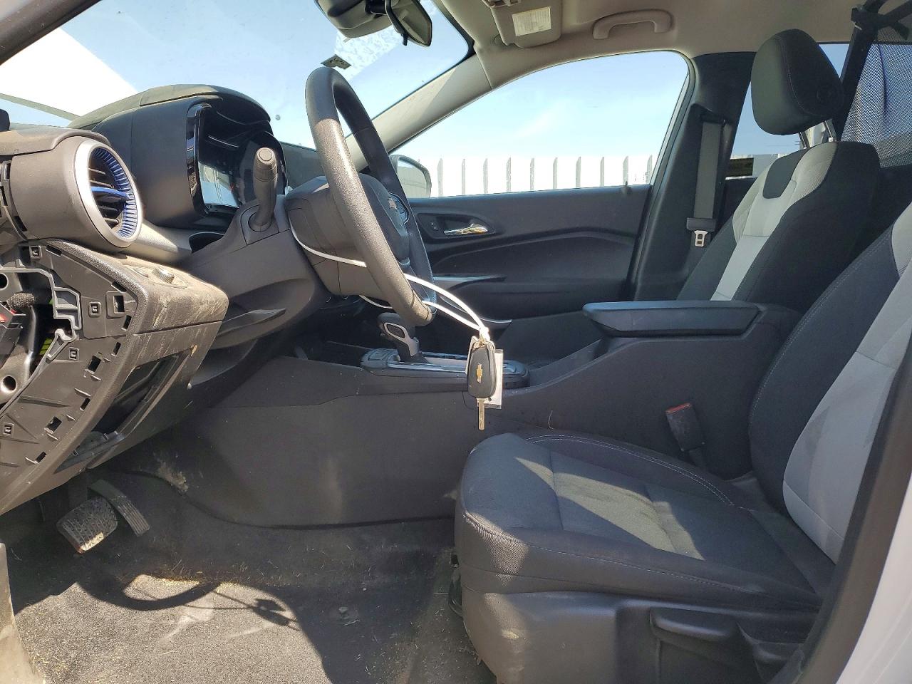 2025 CHEVROLET TRAX