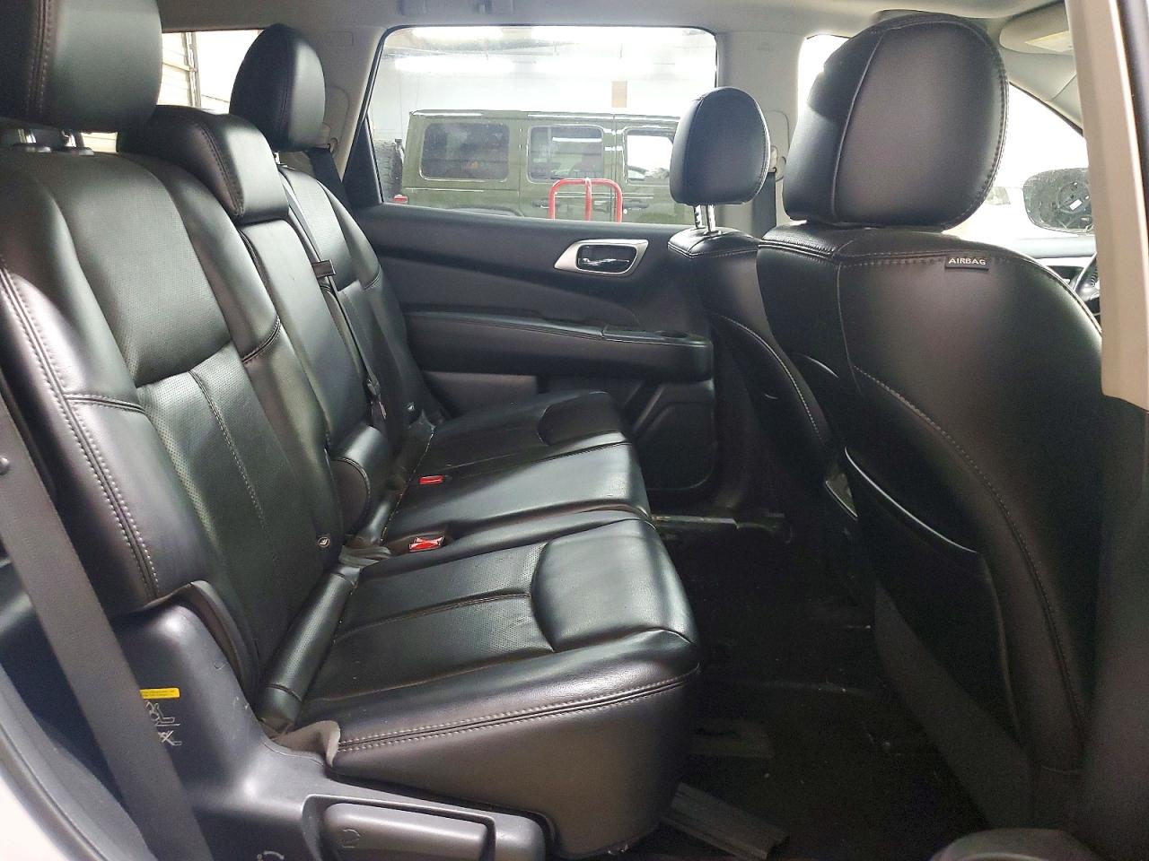 2017 NISSAN PATHFINDER
