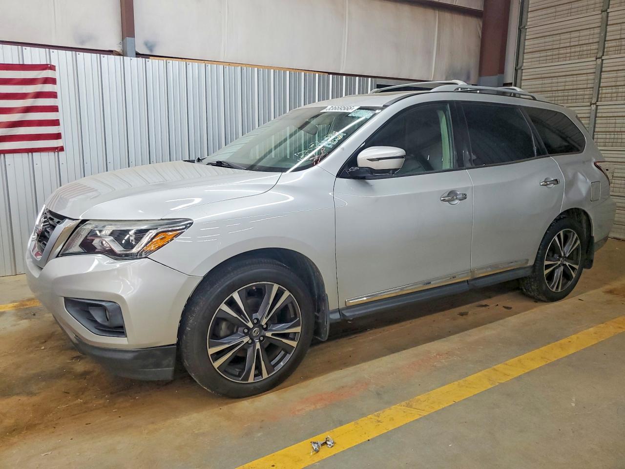 2017 NISSAN PATHFINDER