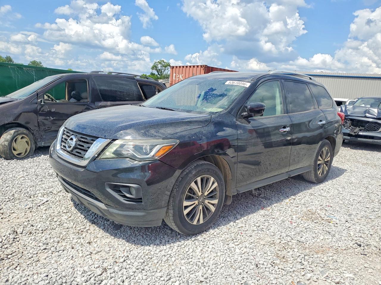 2017 NISSAN PATHFINDER
