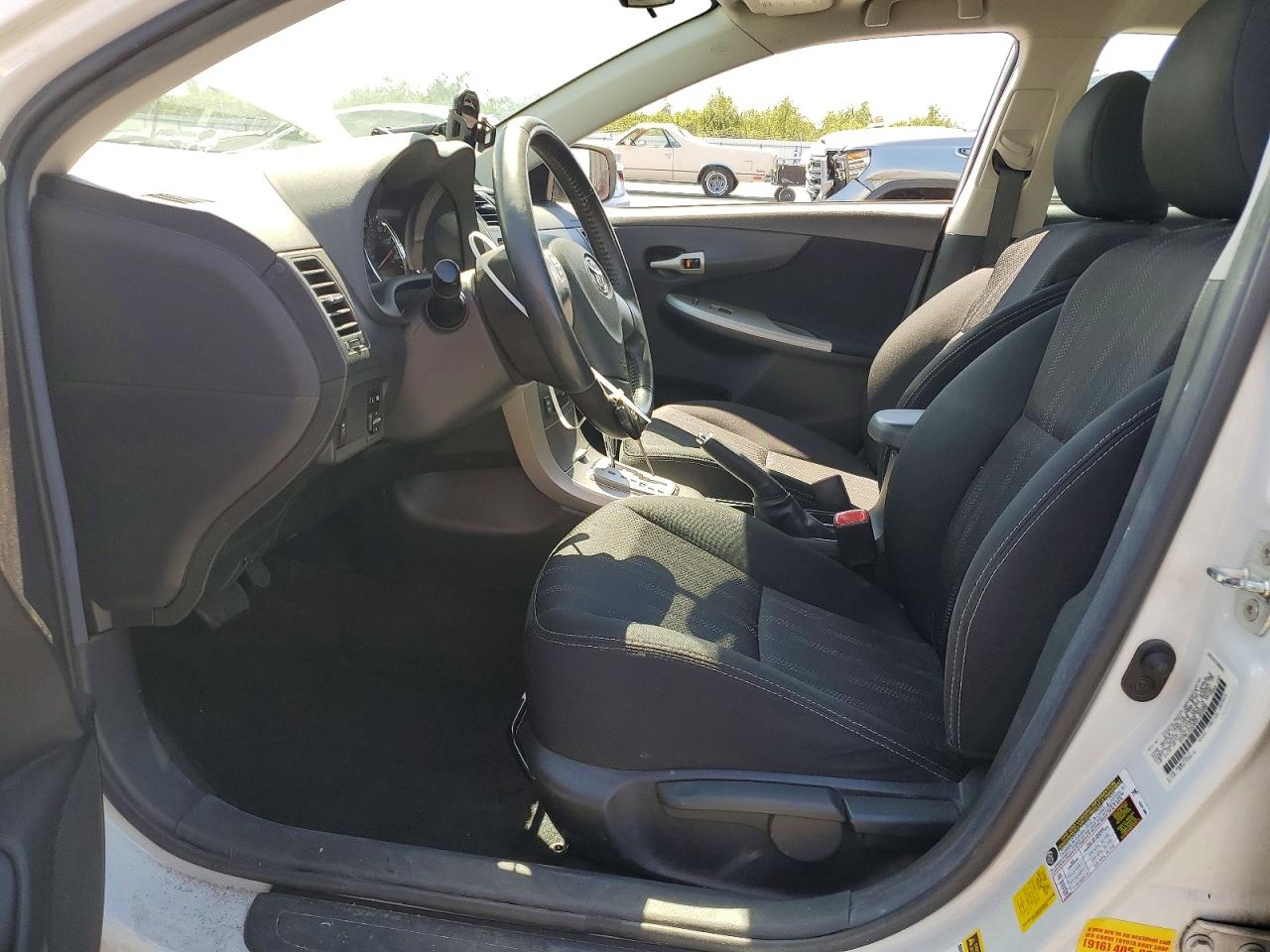2013 TOYOTA COROLLA