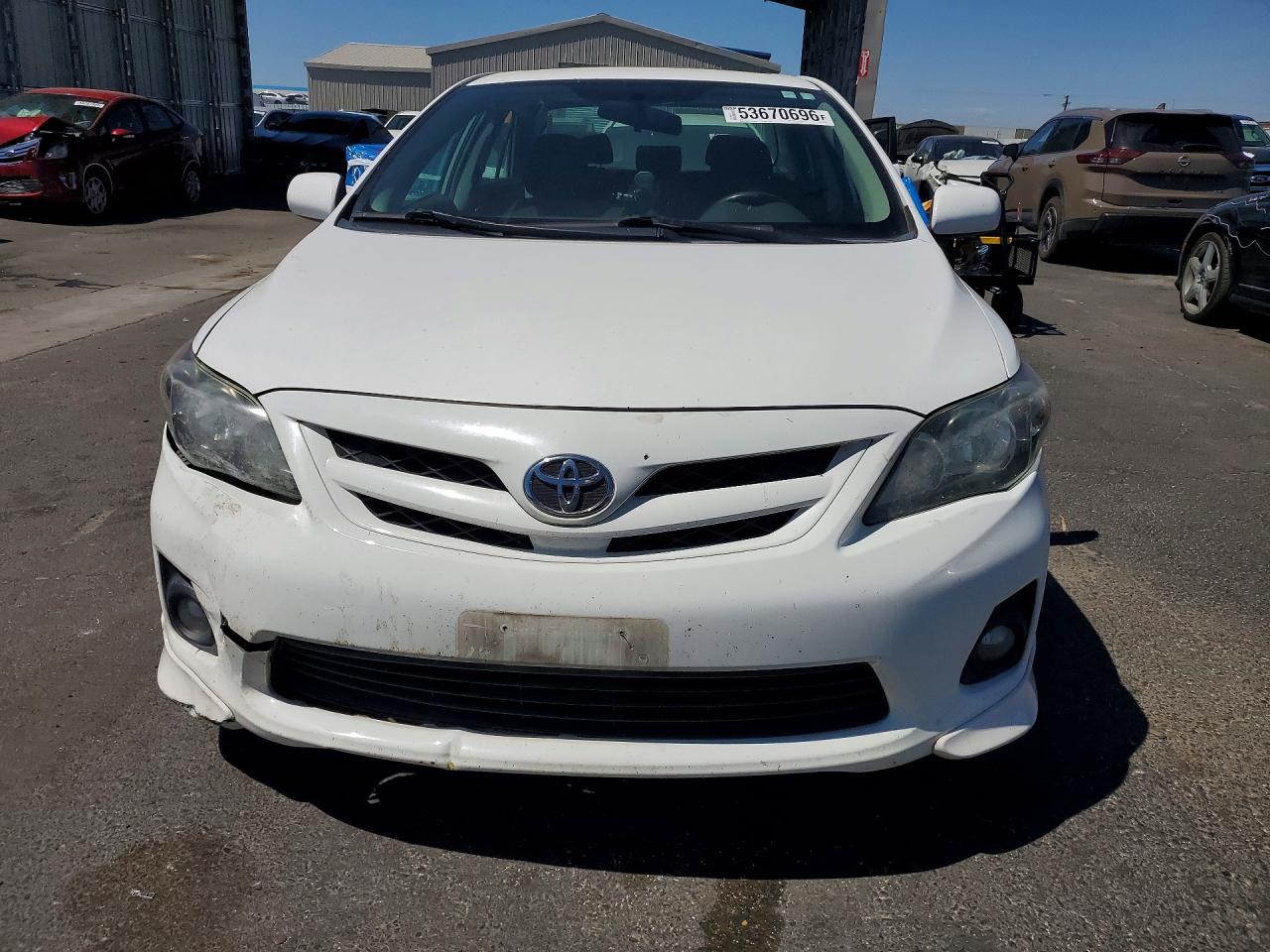 2013 TOYOTA COROLLA