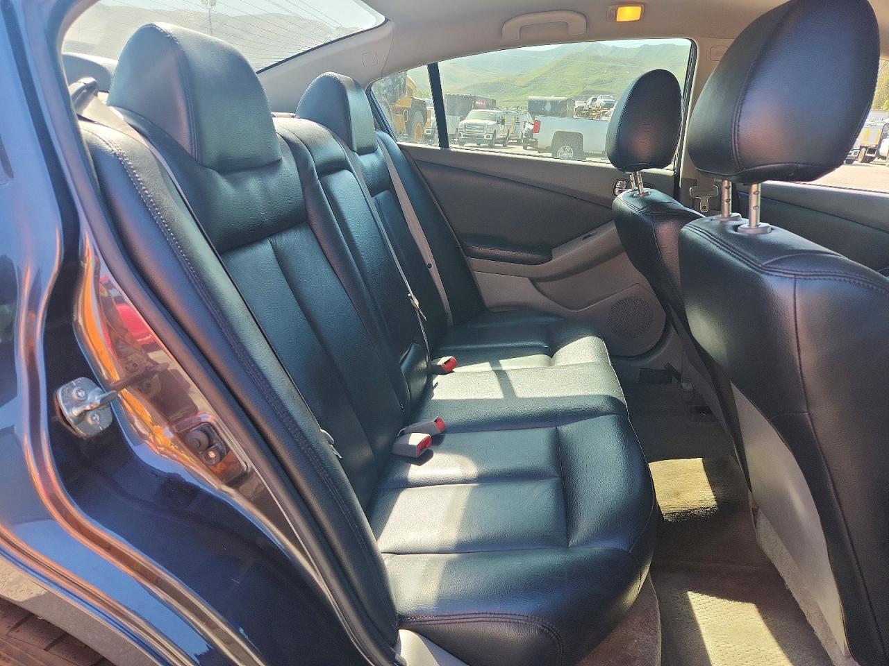 2011 NISSAN ALTIMA