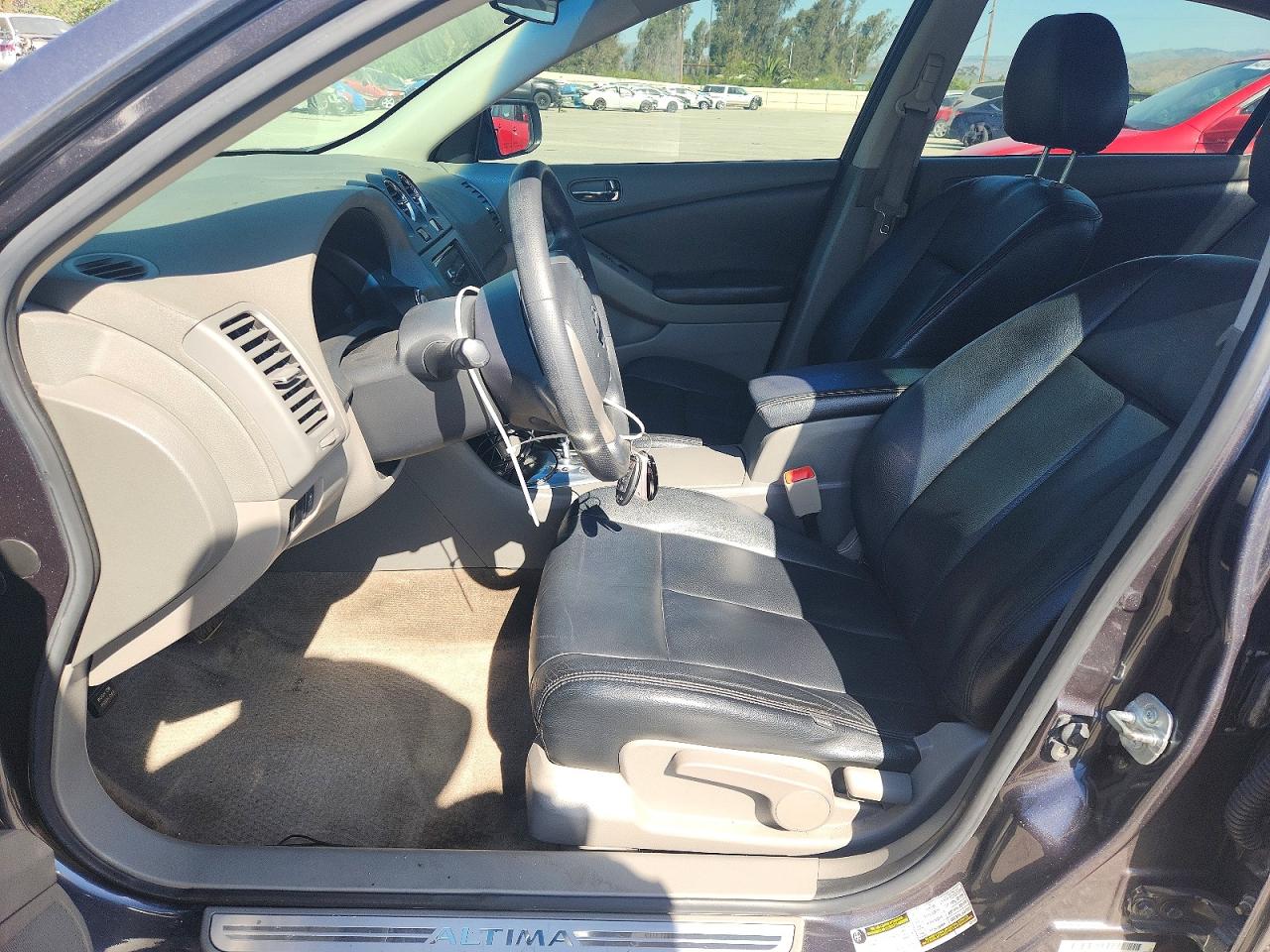 2011 NISSAN ALTIMA