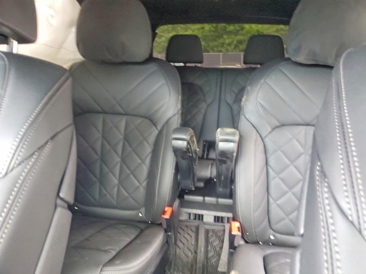 2026 BMW X7