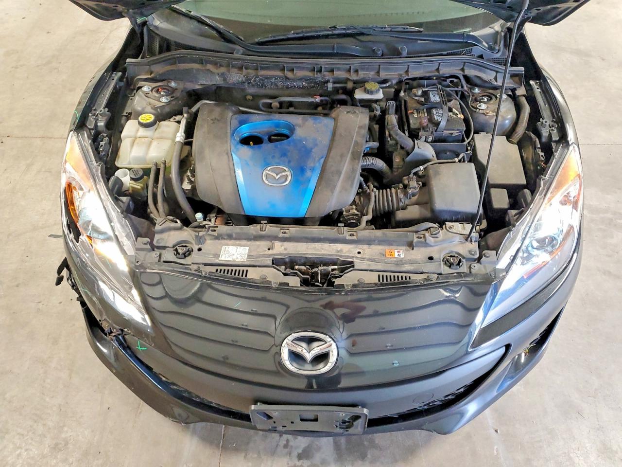 2013 MAZDA 3