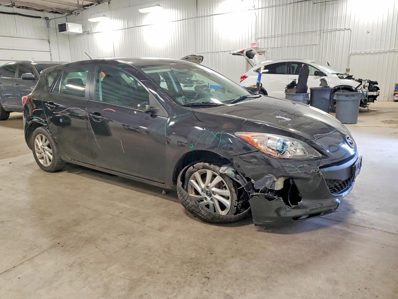2013 MAZDA 3
