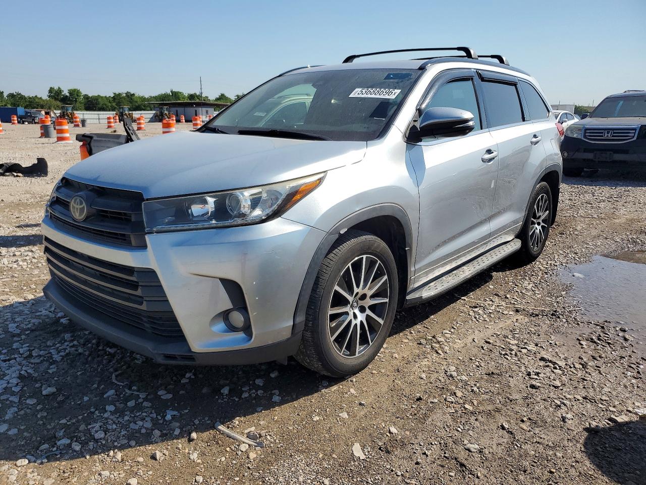 2017 TOYOTA HIGHLANDER