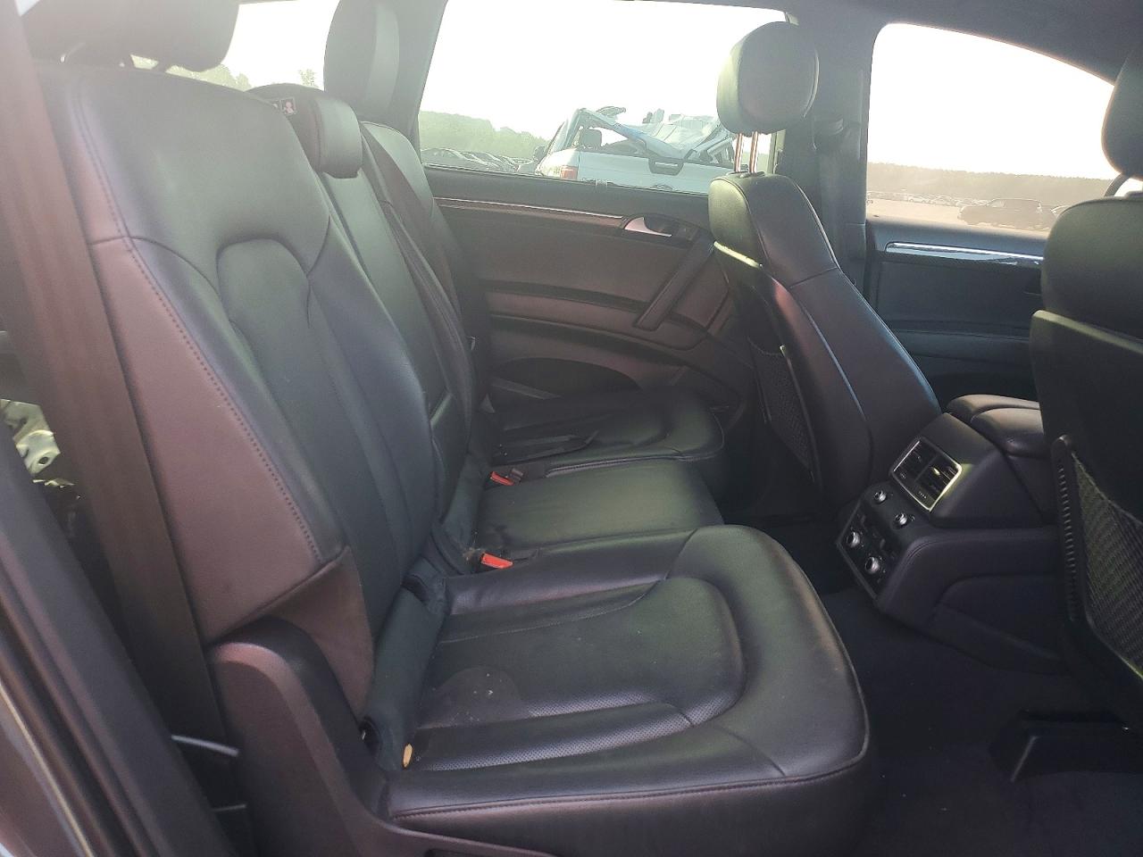 2015 AUDI Q7