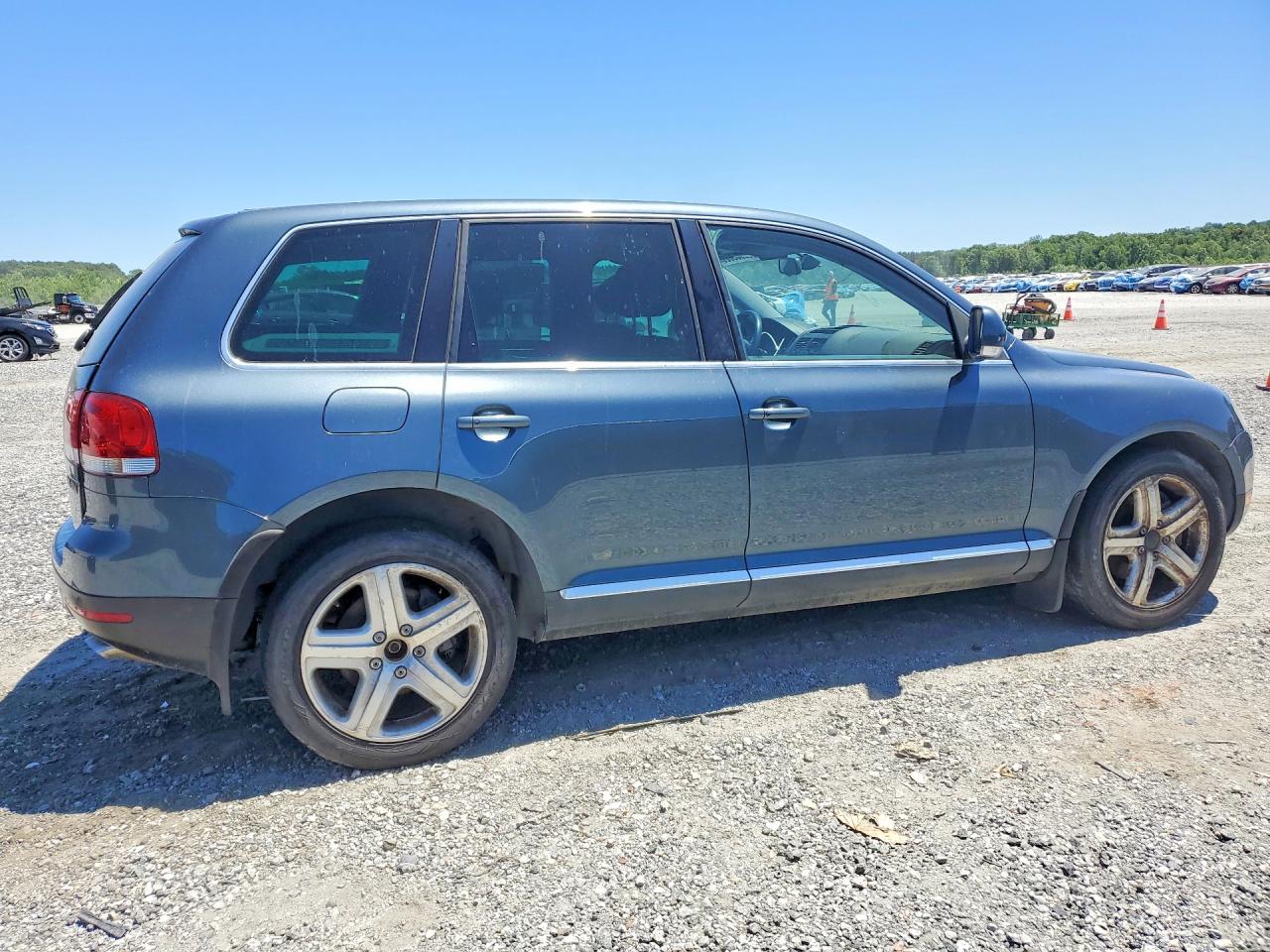 2004 VOLKSWAGEN TOUAREG TD
