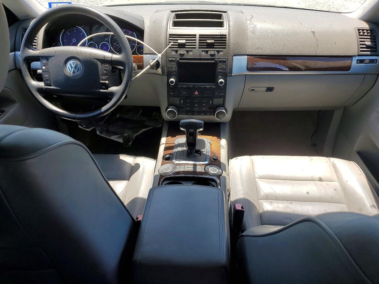 2004 VOLKSWAGEN TOUAREG TD