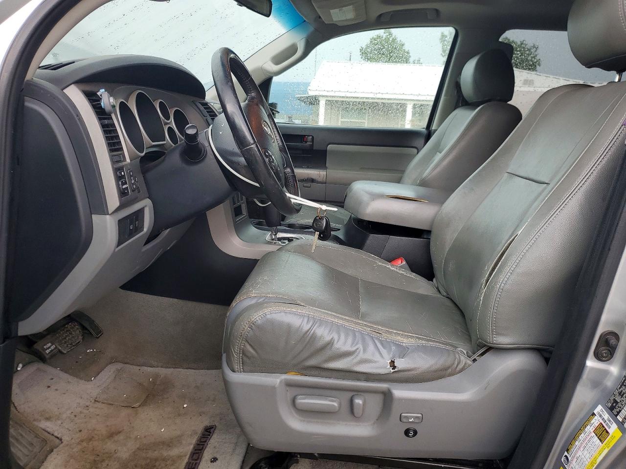 2010 TOYOTA SEQUOIA