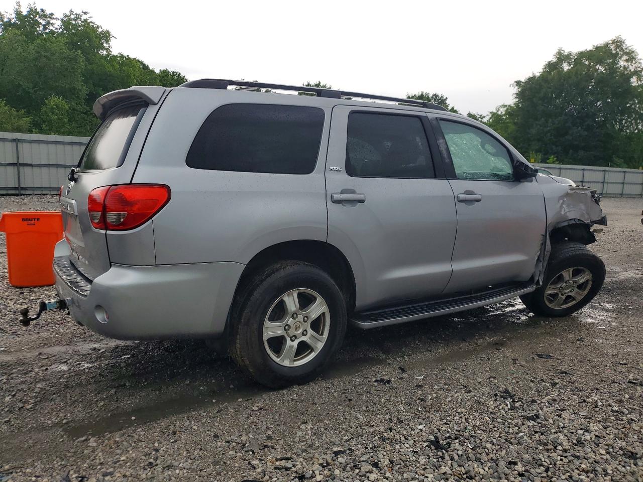 2010 TOYOTA SEQUOIA