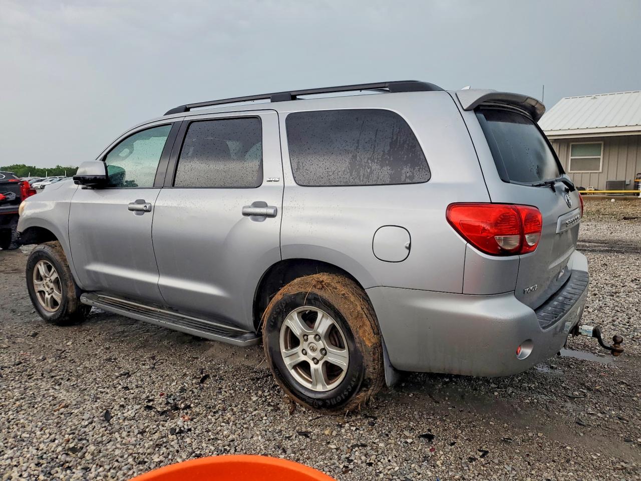 2010 TOYOTA SEQUOIA